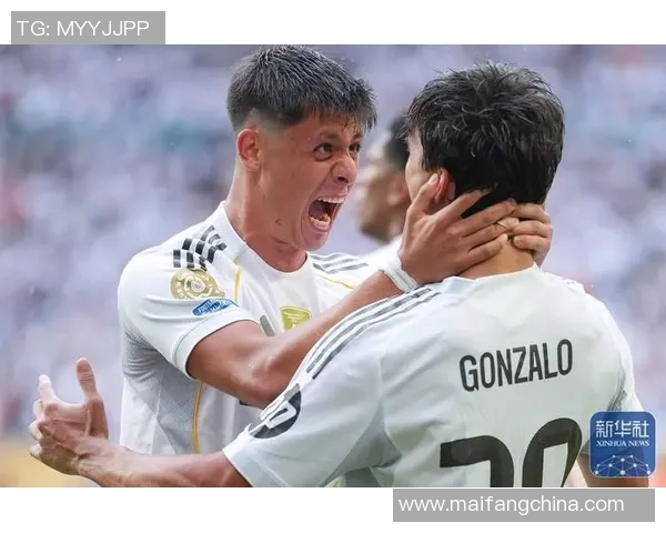 皇马宣布与中场核心续约5年,保证稳定球队中场节奏 皇马宣布与中场核心续约5年,保证稳定球队中场节奏